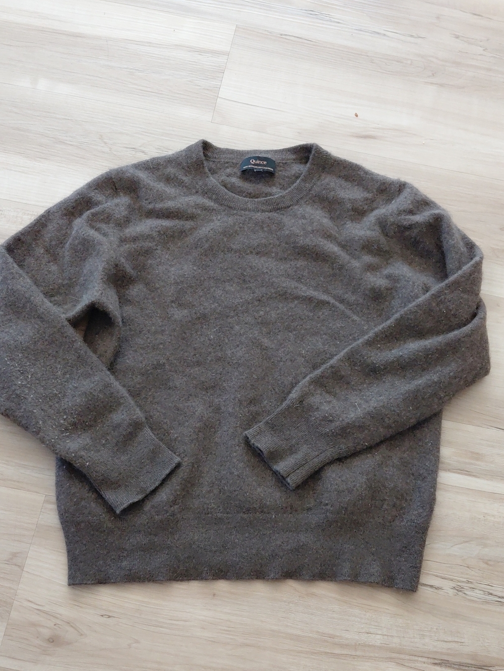 Quince Cashmere Sweater